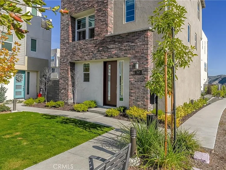 147 Stetson Way — Photo 18