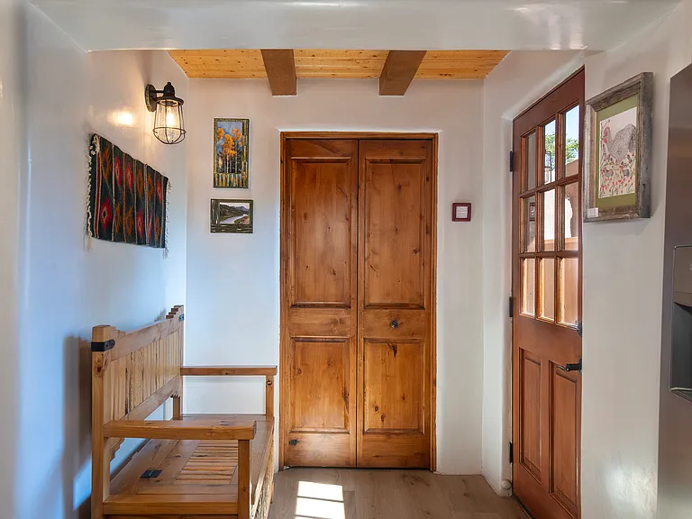 1713 Paseo De Peralta — Photo 12