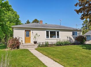 2126 Wimmer Rd, Manitowoc, WI 54220