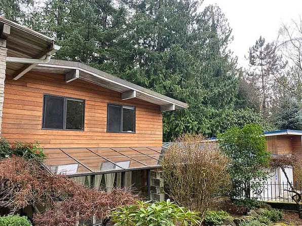 5724 SW Orchid Ct, Portland, OR 97219