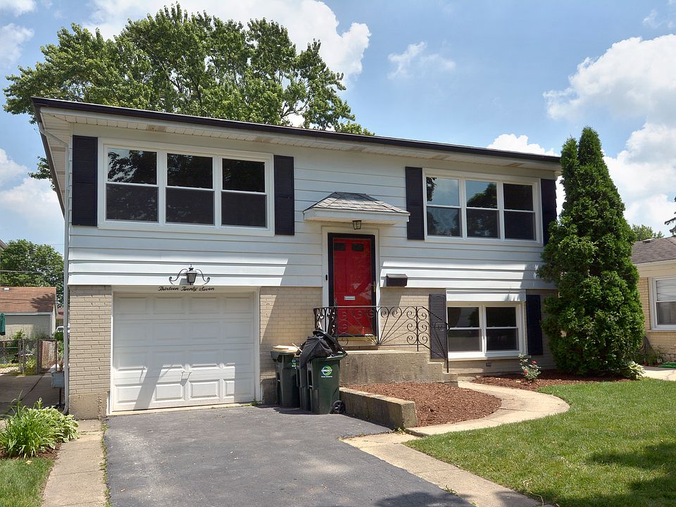 1st image of 1327 S Dunton Ave