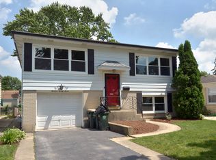 1327 S Dunton Ave, Arlington Heights, IL 60005