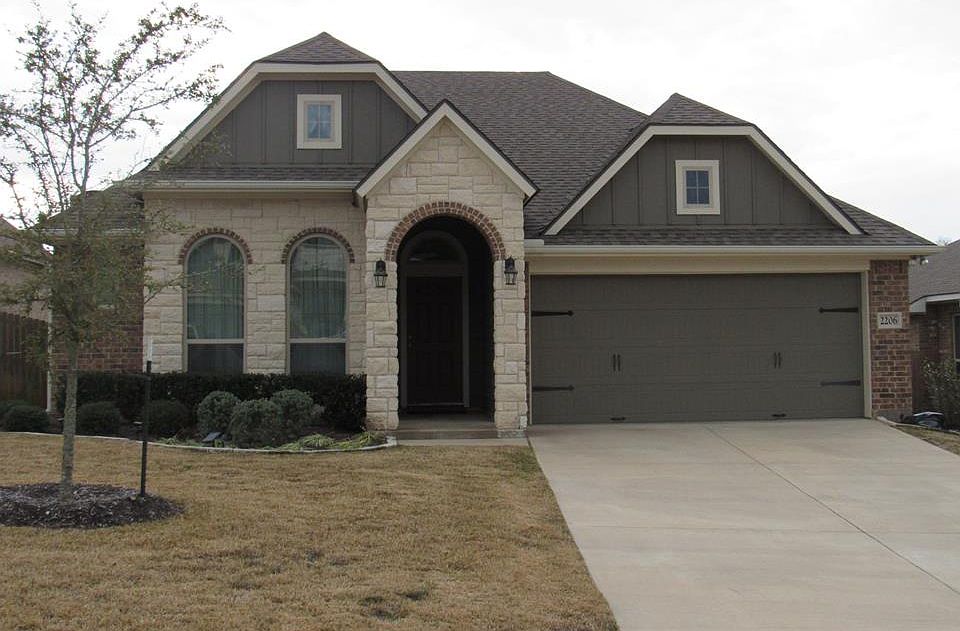 1st image of 2206 Parker Ct