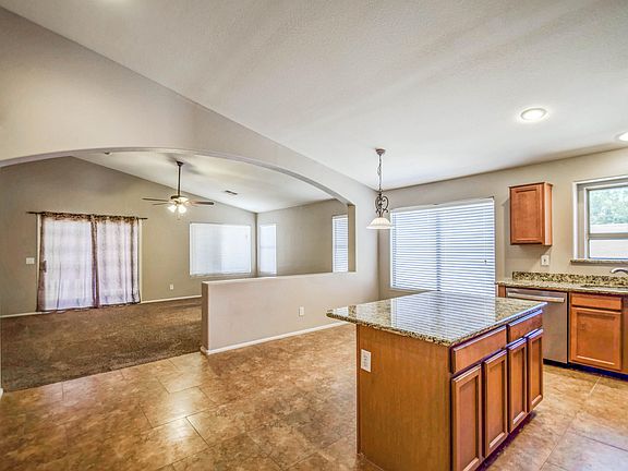 4th image of 29646 N Candlewood Dr