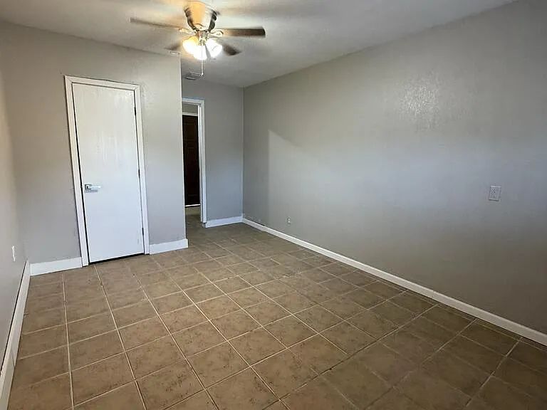 5092 Christian Cir — Photo 9
