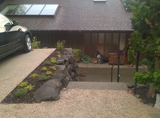 8487 Tillicum Rd SW, Seattle, WA 98136