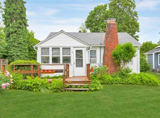 54 Theron Pl, Northport, NY 11768