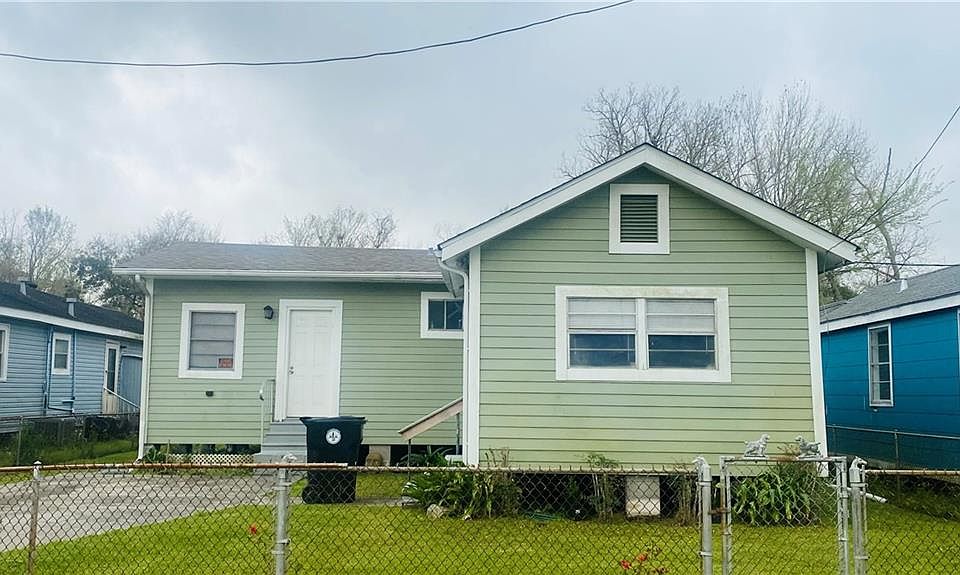 2nd image of 7663 Patterson Dr