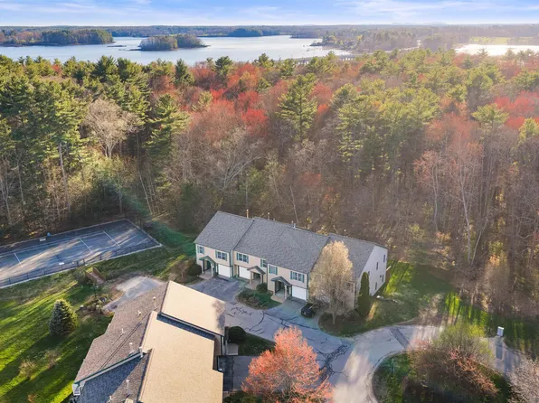 24 Deborah Lane, Dover, NH 03820