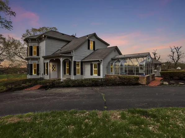 799 Old James Rd, Granville, OH 43023