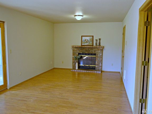 5th image of 1306 Summerfield Dr SE