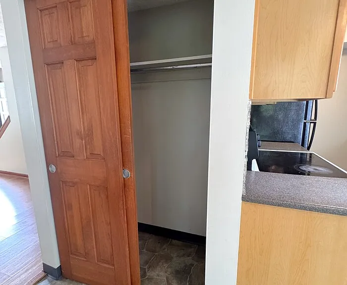 3090 Highcliff Ct #3090 — Photo 12