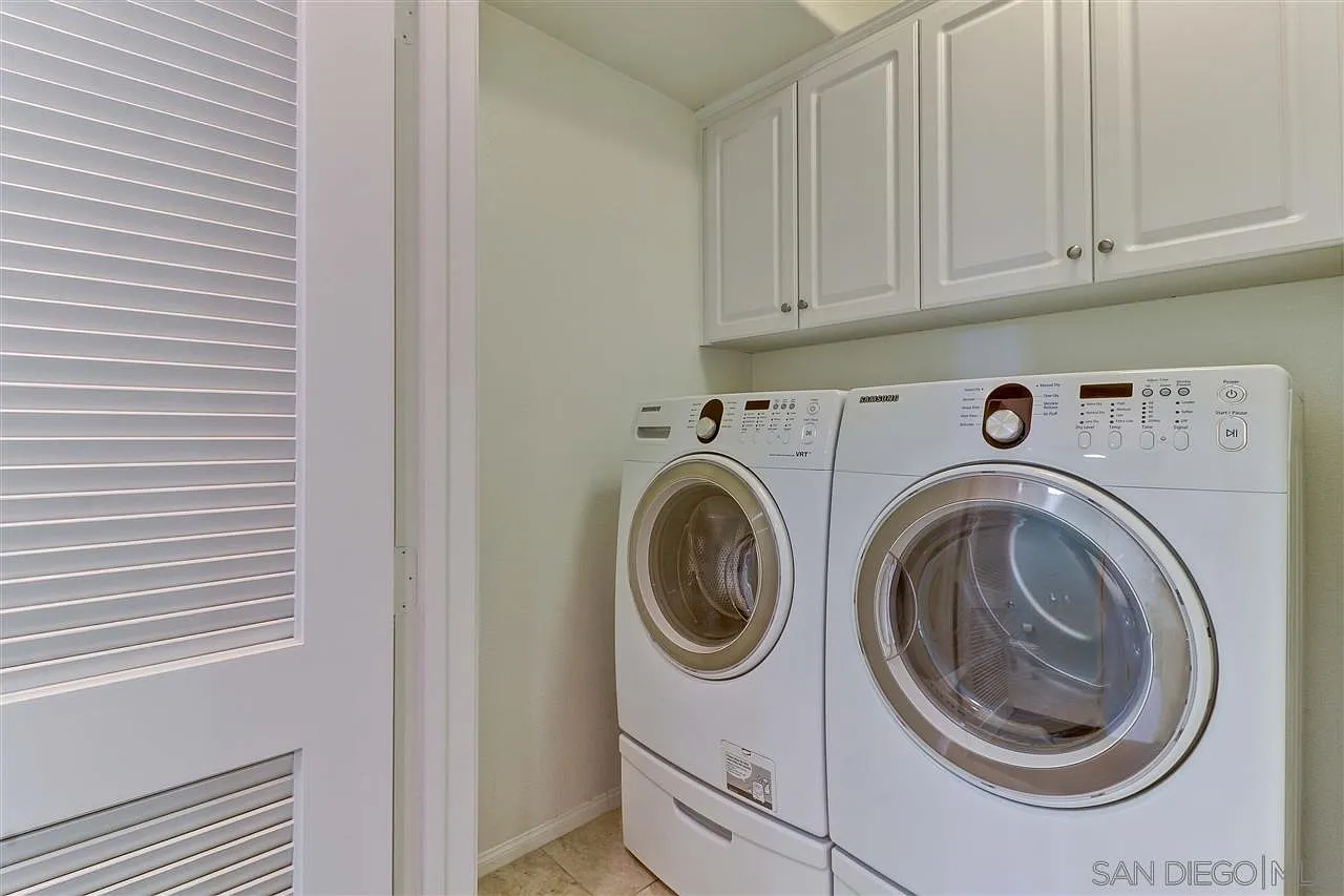 3 bed, 2.5 bath, 1534 sqft, $3,850 — Photo 4
