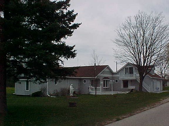4th image of 16340 W Main St