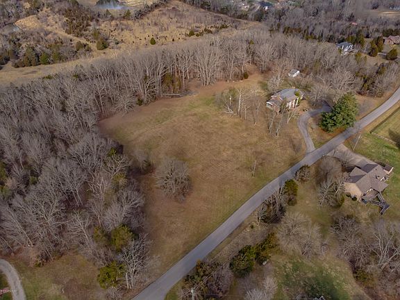 5th image of 380 Hillcreek Dr