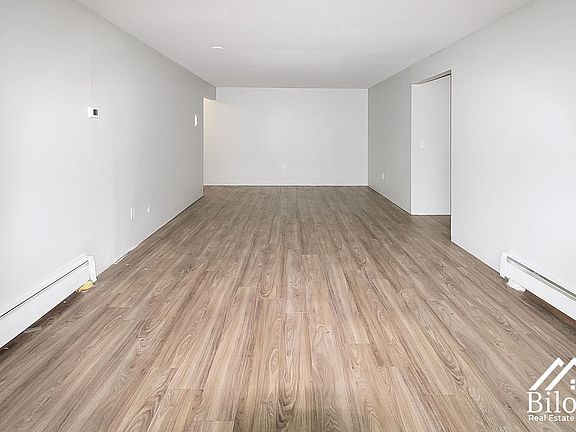4th image of 264 Fruit Hill Ave #270-22