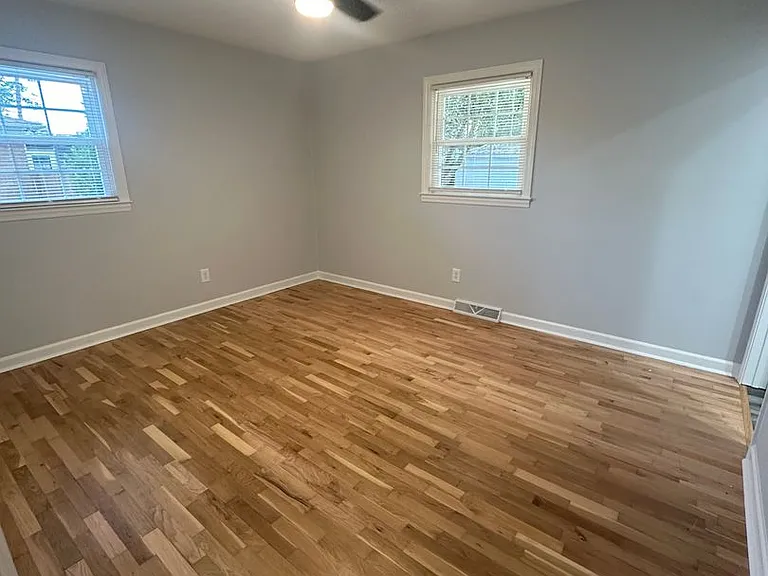 1109 Sidney Dr — Photo 13