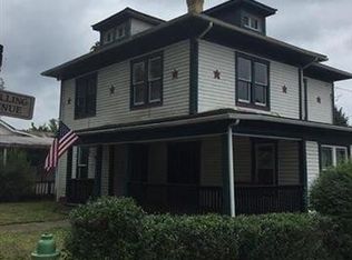 116 Locust Ave, Spencer, WV 25276