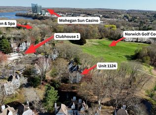 1124 Old Pond Ln #1124, Norwich, CT 06360