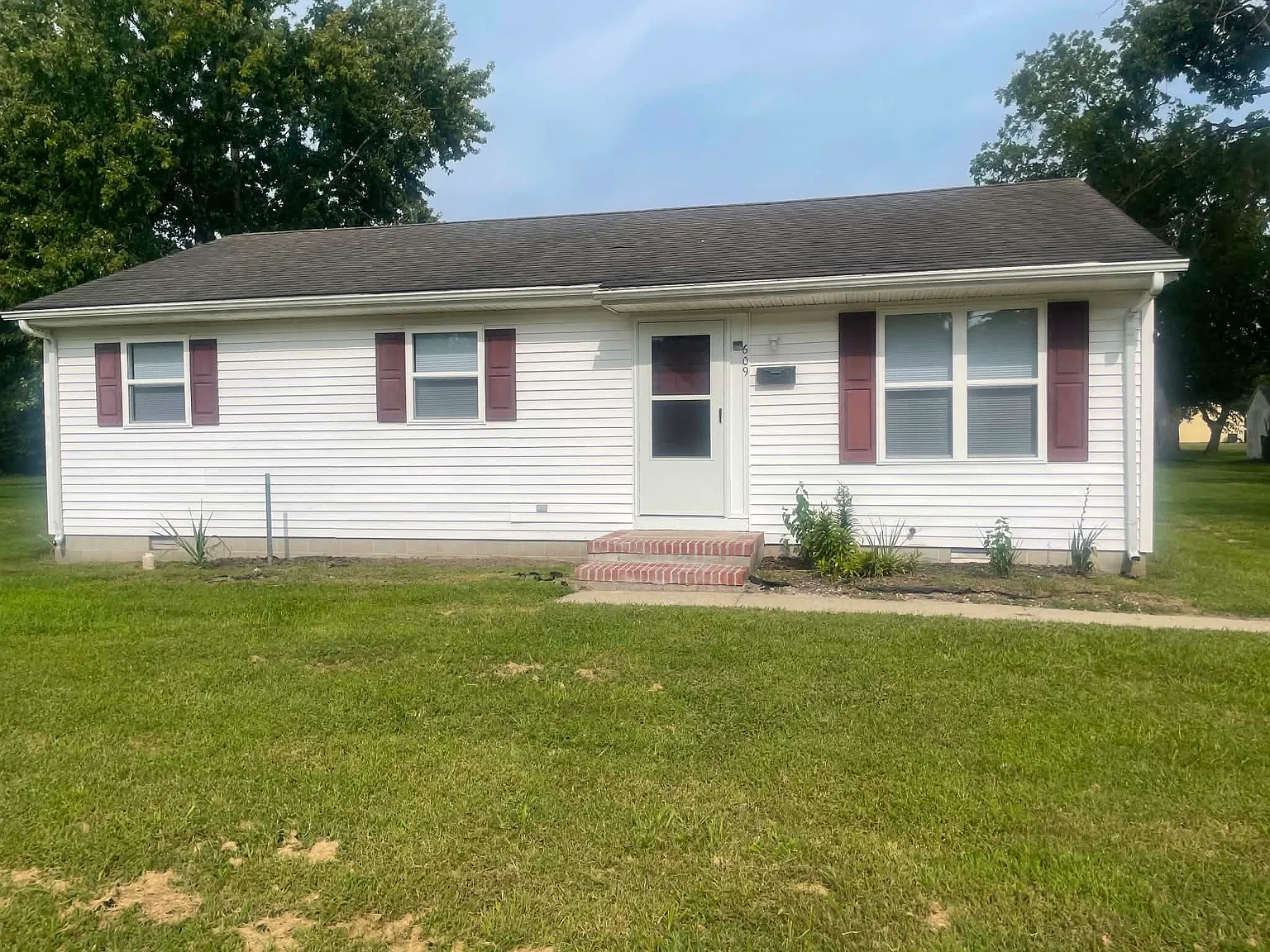 609 Hammond Street - 1 — Photo 1