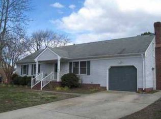 4138 Valencia Rd, Chesapeake, VA 23321