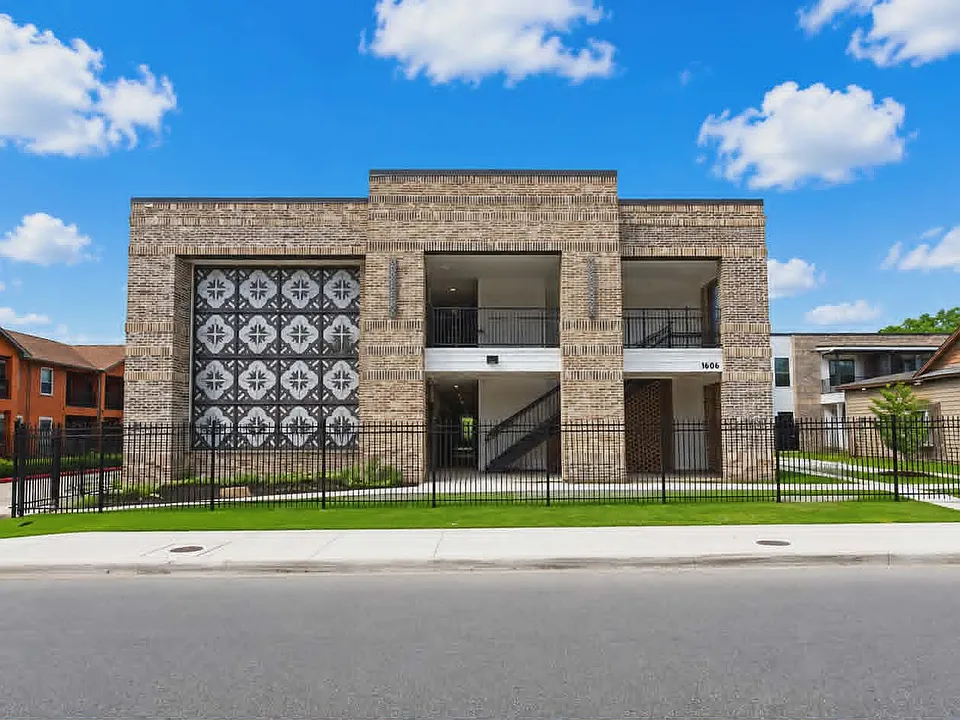 Memorial Apartments