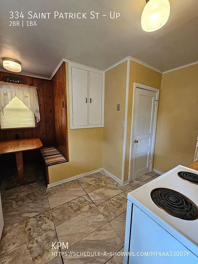 2 Bed | 1 Bath | Upper-Level Duplex | Utilities Included — Photo 4