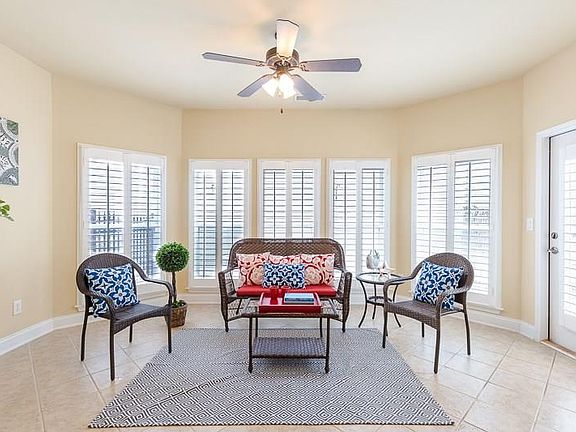 5th image of 250 Abercorn Way