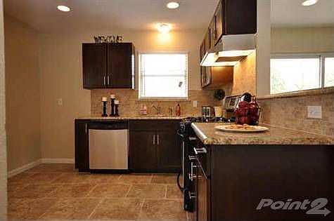 3rd image of 1306 Belaire Dr
