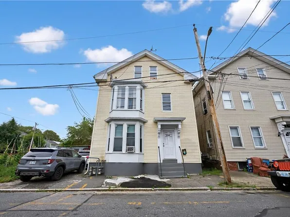 136 W Clifford St, Providence, RI 02907