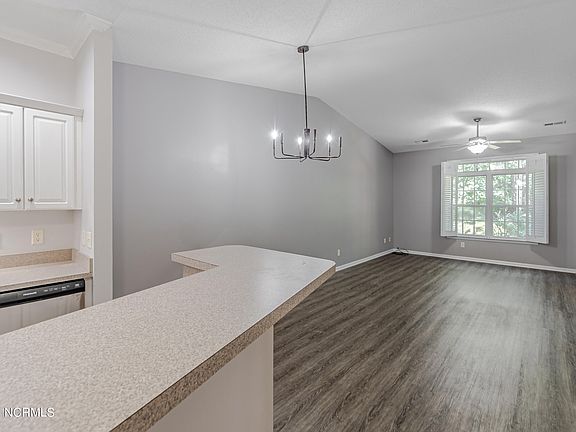 4th image of 116 Kellerton Court