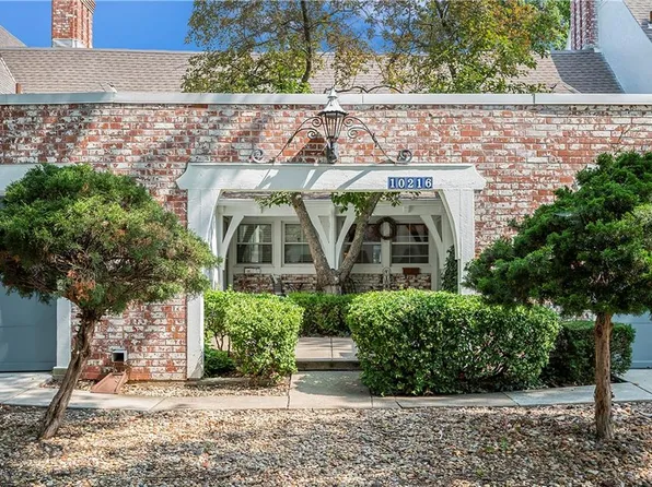 10216 Conser St, Overland Park, KS 66212
