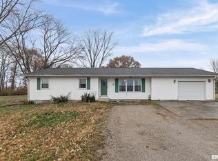 103 Middleton St, Iuka, IL 62849
