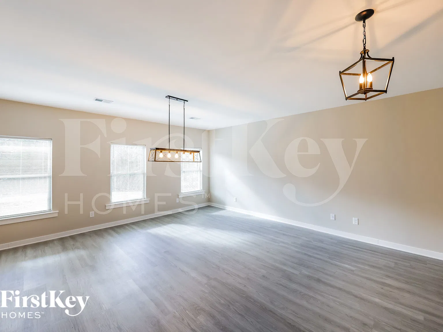 3 bed, 2.0 bath, 1801 sqft, $1,585 — Photo 4