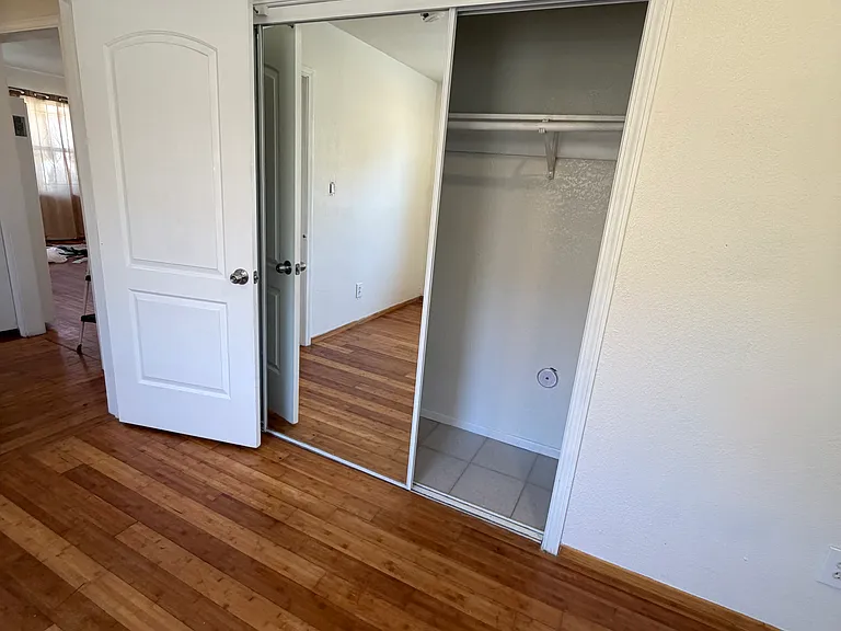 1300 E 108th St #1302 — Photo 14