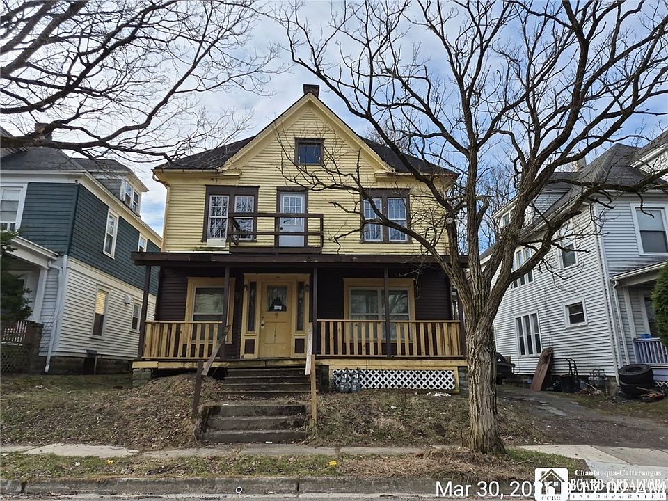 1st image of 10 Terrace Pl