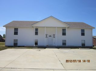 220 S Sunrise Dr, Raymore, MO 64083