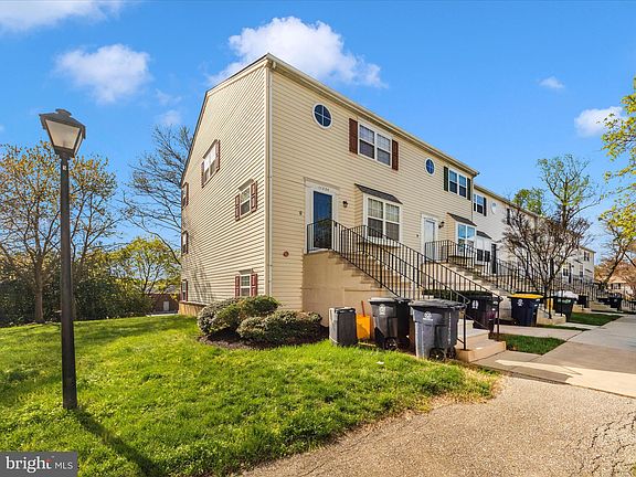 3rd image of 11234 Hannah Way #1