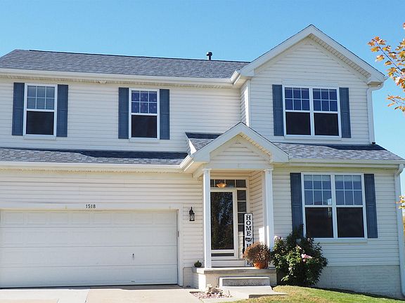 2nd image of 1518 N 209th St