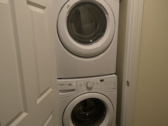 4th image of 2308 Delancey Pl #Ll