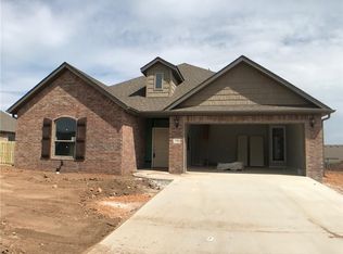 770 Fontana St, Centerton, AR 72719