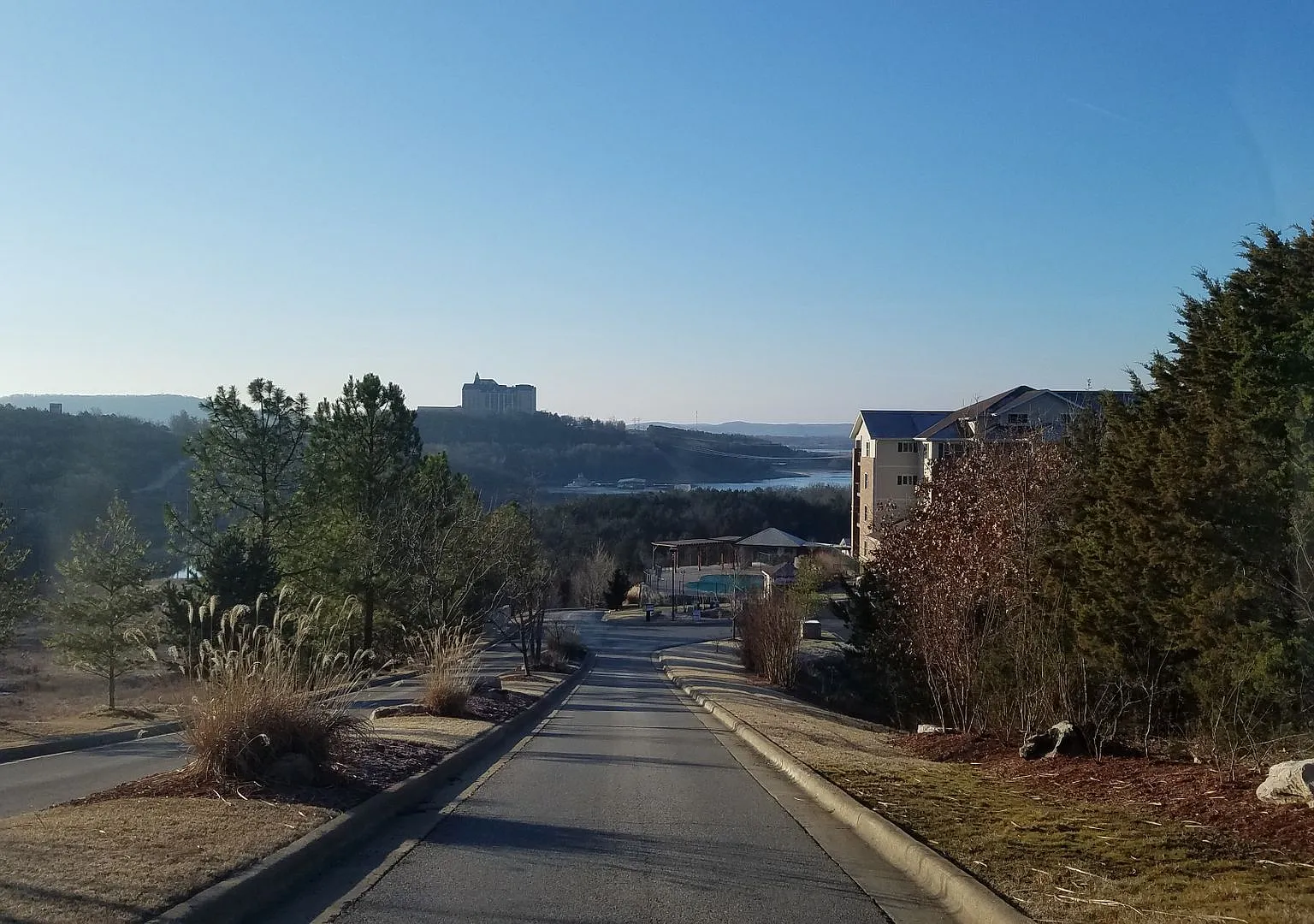 Lakeside 1 Bedroom 1 Bath Apartment - Ask About Our Rent Specials — Photo 4