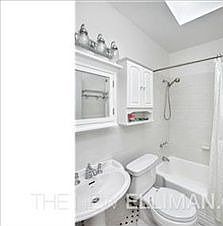 5th image of 298 Garfield Pl APT 5F