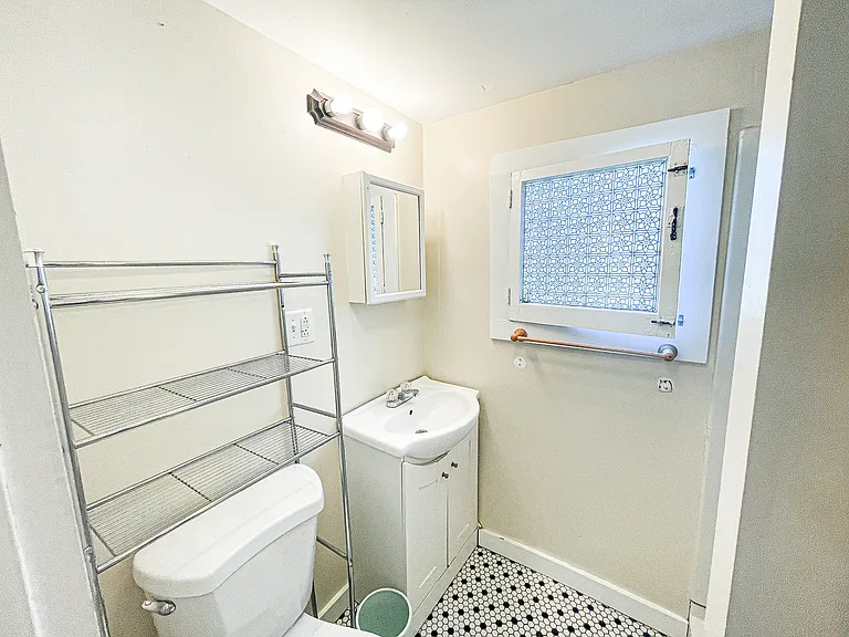 310 Farm Street — Photo 24