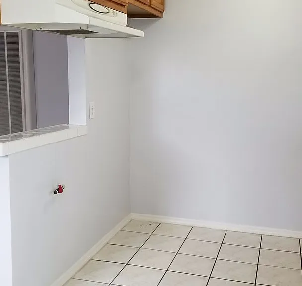 6105 Alamo Ave — Photo 2