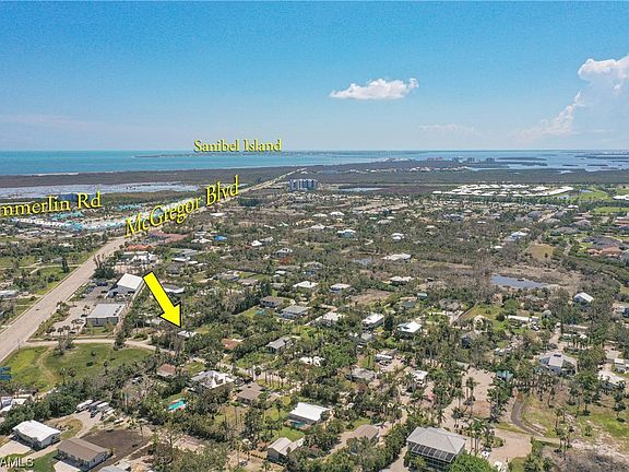 4th image of 16580 S Oleander Dr