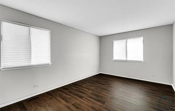 609 Hanover Ct #1W — Photo 10