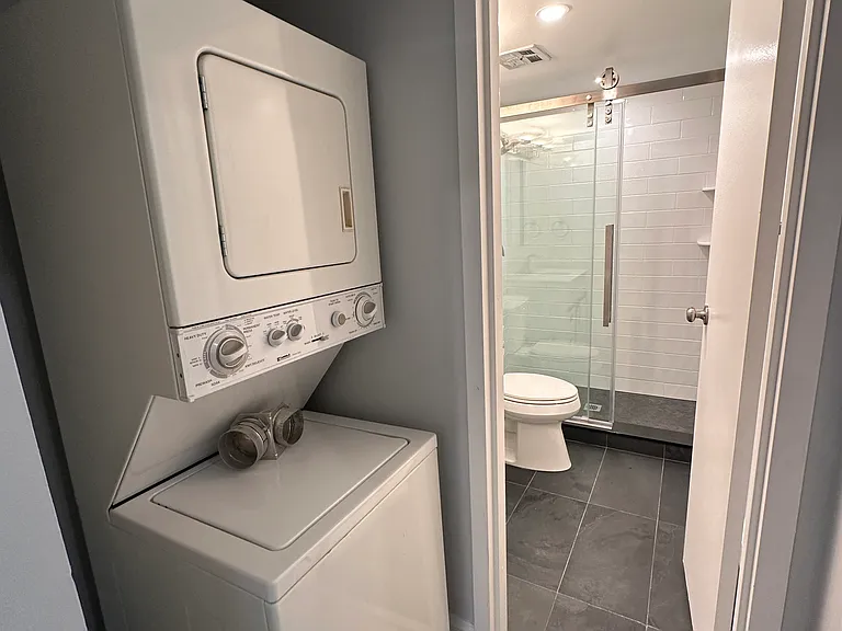 4000 Gypsy Ln #335 — Photo 11