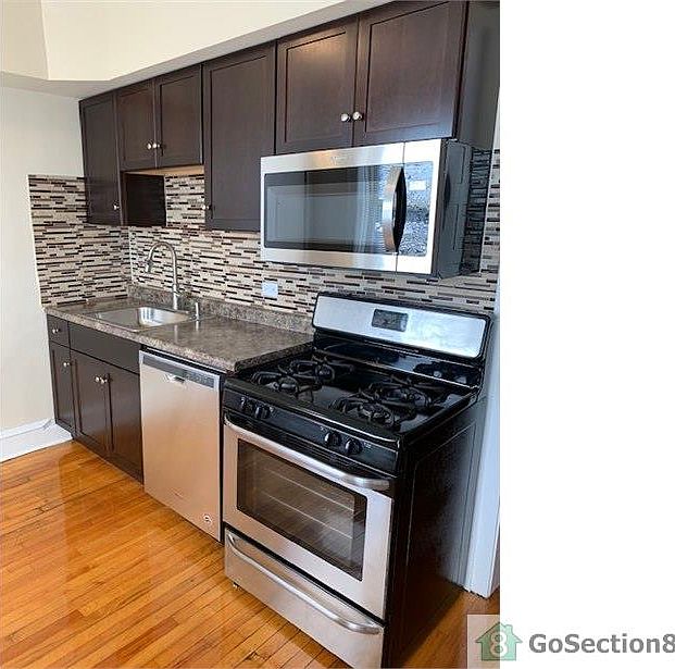 1st image of 4812 W Cortland St APT 1