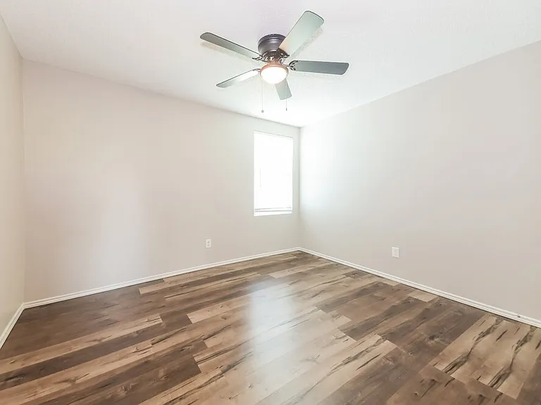1421 Nimitz Way — Photo 14